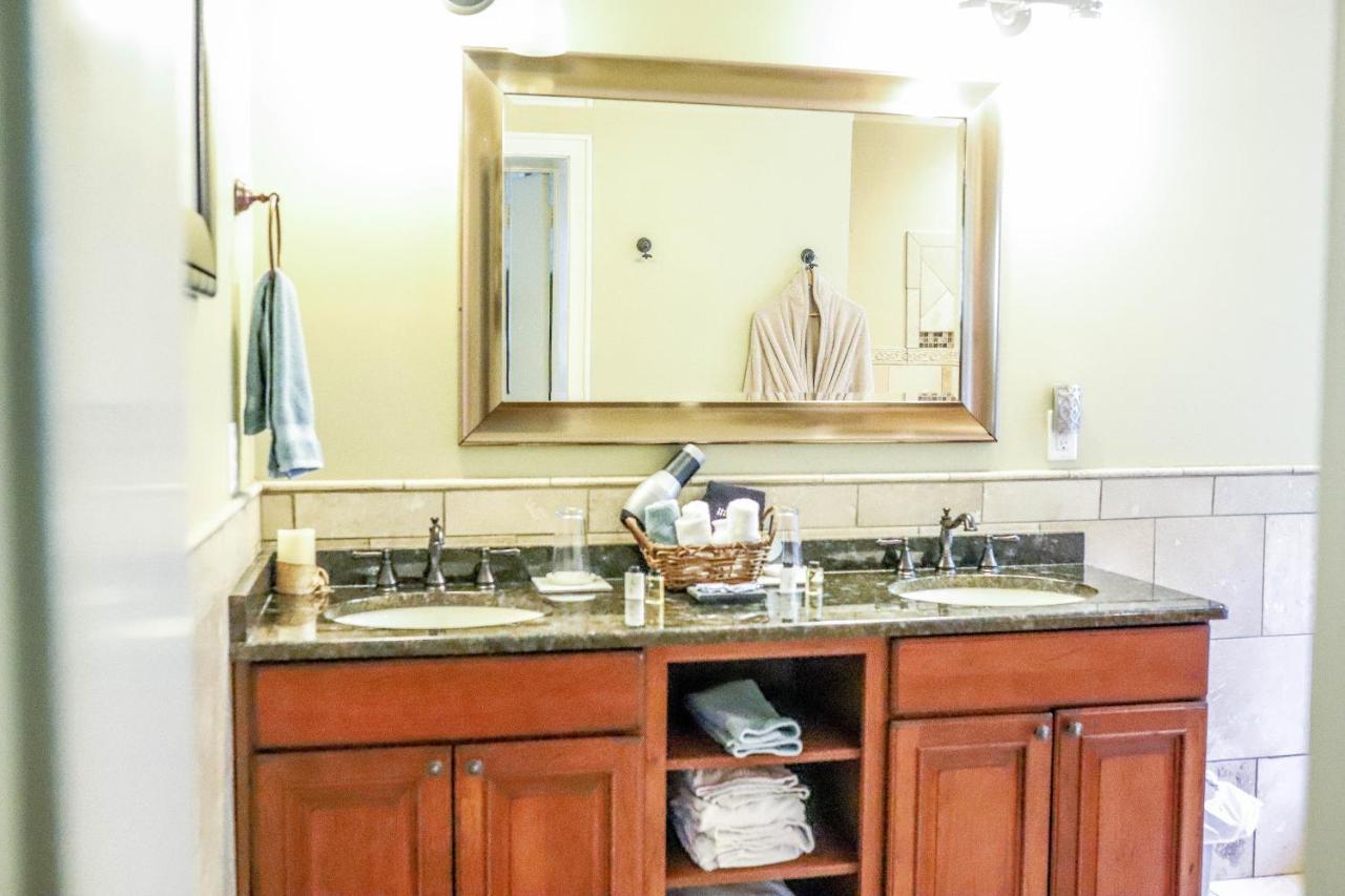 Early Inn At The Grove Rocky Mount ภายนอก รูปภาพ